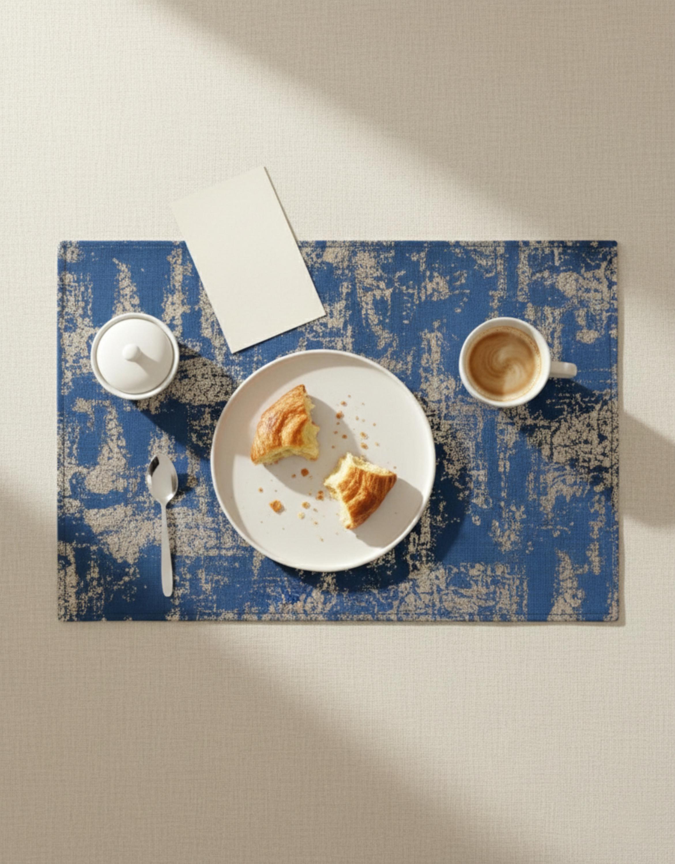 Luxury dining table setting