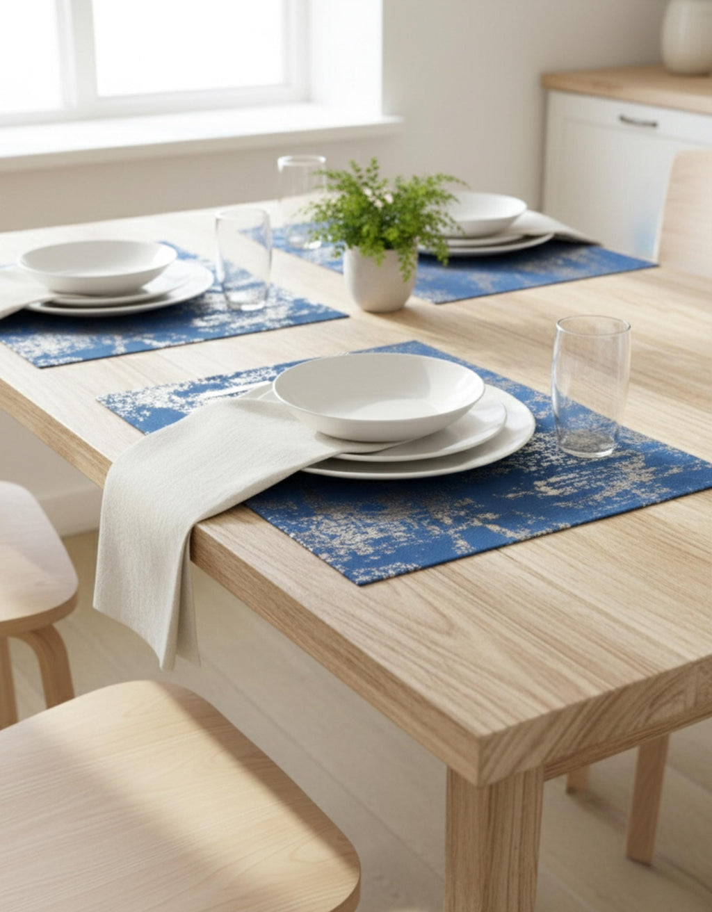 Dining table decor