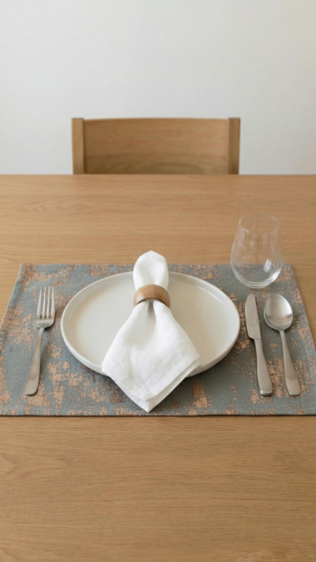 Dining table decoration