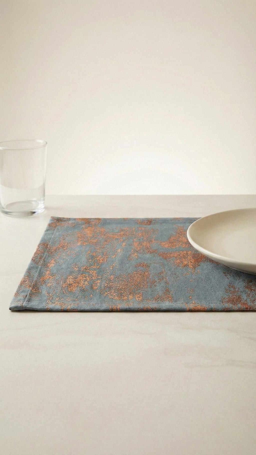 Luxury table setting