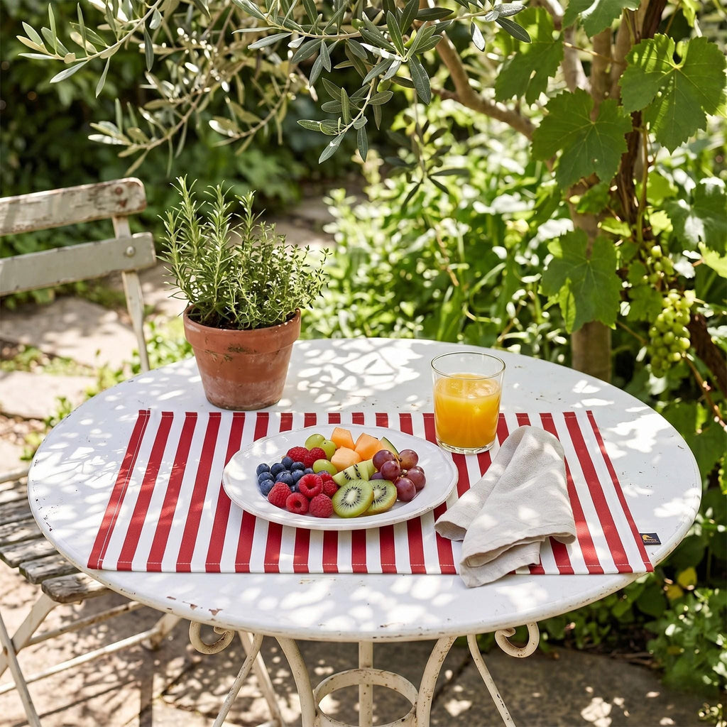 Red placemat styling