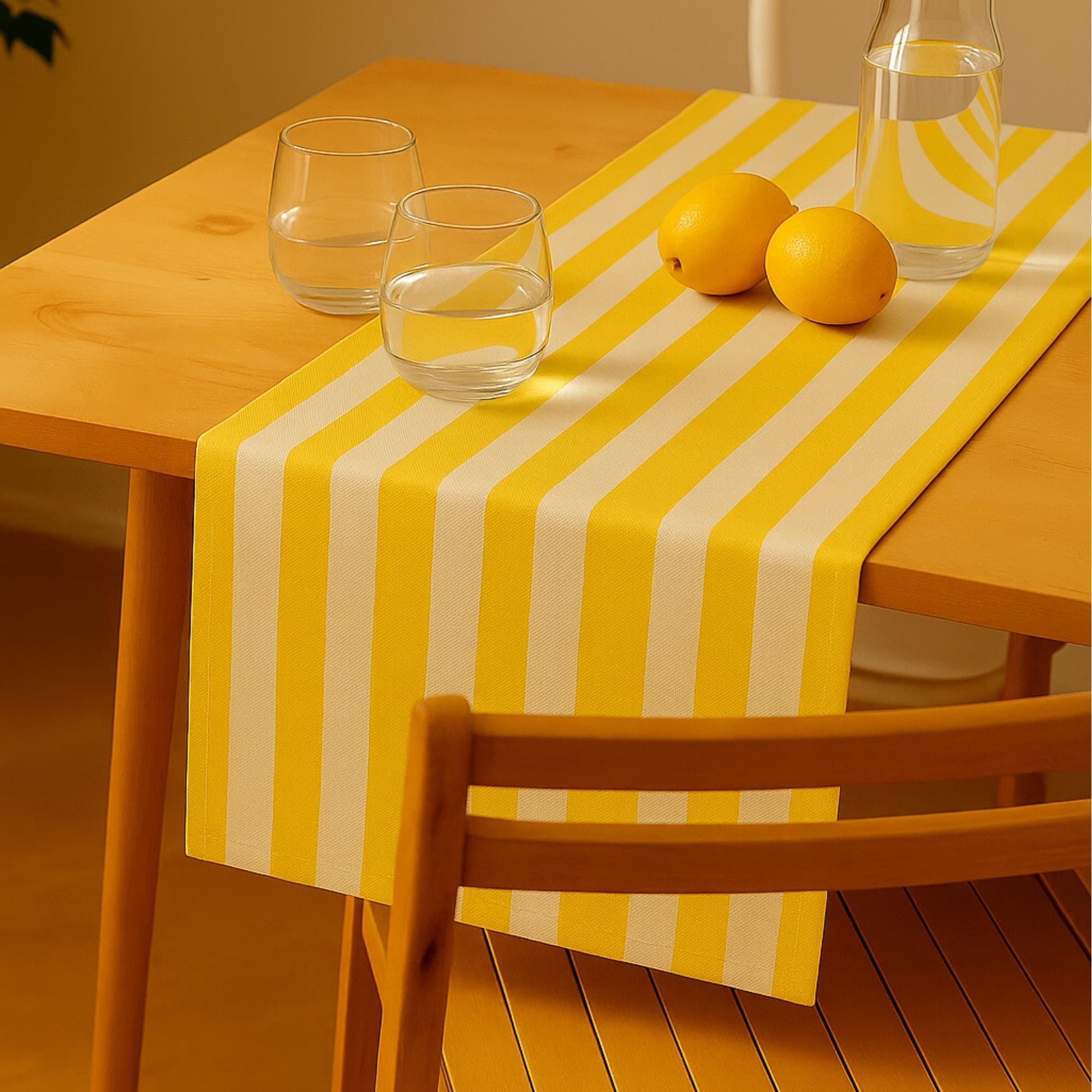 Striped cotton table runner with lemons